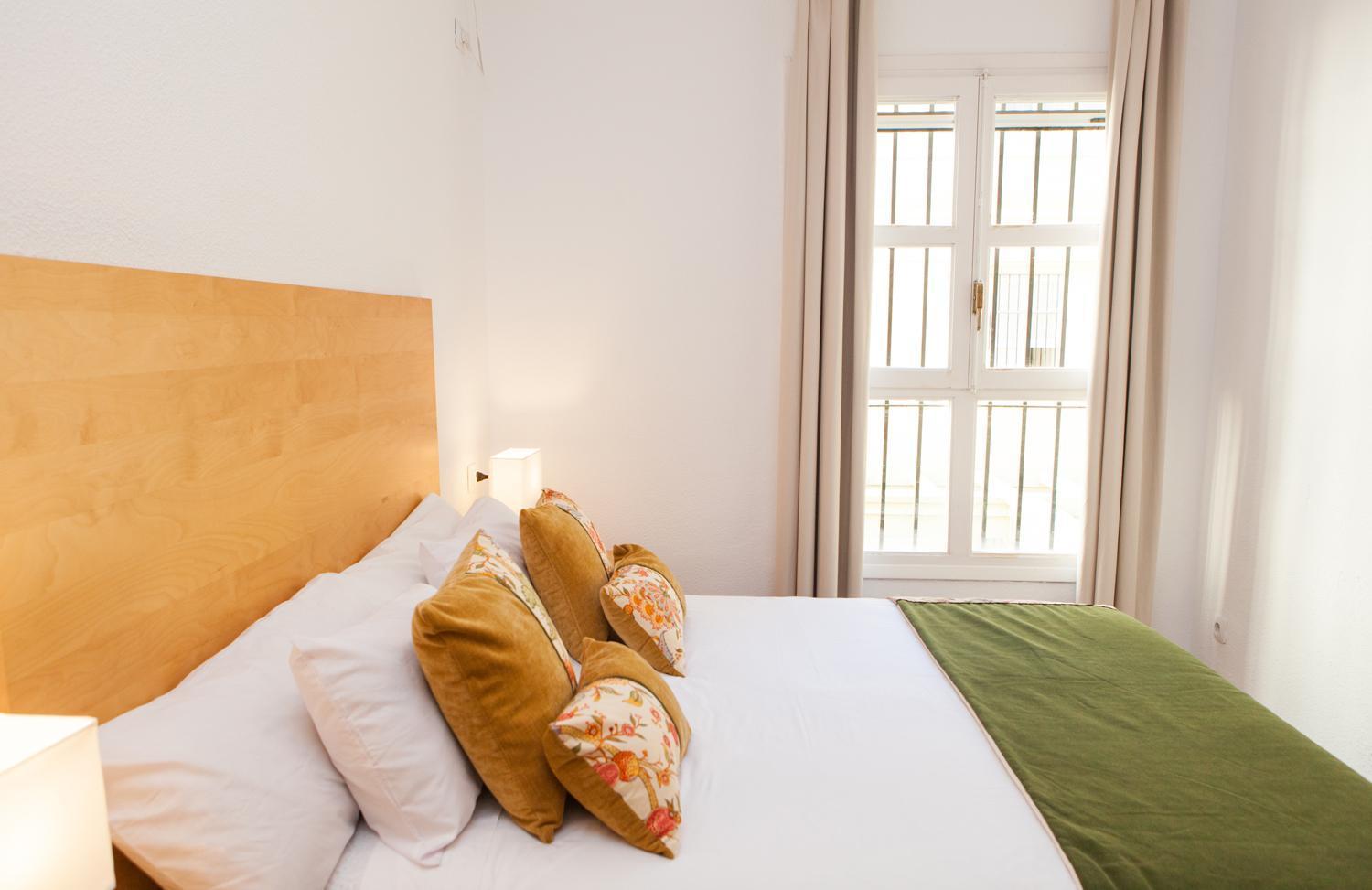 Isg Conde De Ibarra 12 Free Parking Sevilla